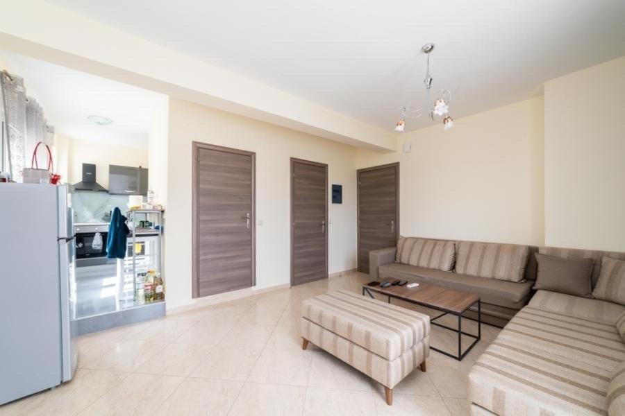Thea Apartments Nea Iraklitsa エクステリア 写真