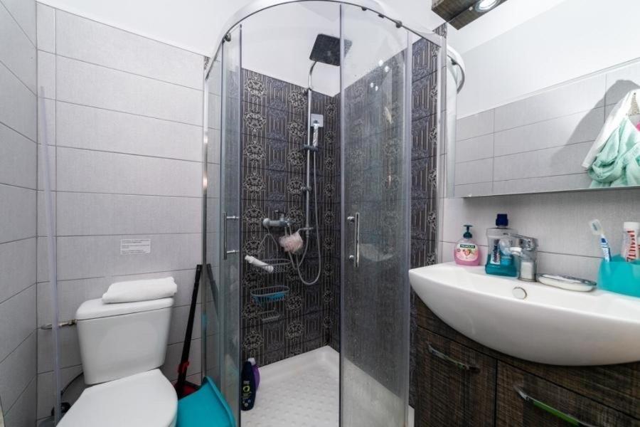Thea Apartments Nea Iraklitsa エクステリア 写真
